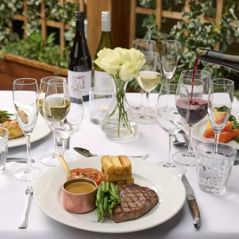 Pairing Wine Dengan Menu Resepsi yang Paling Serasi
