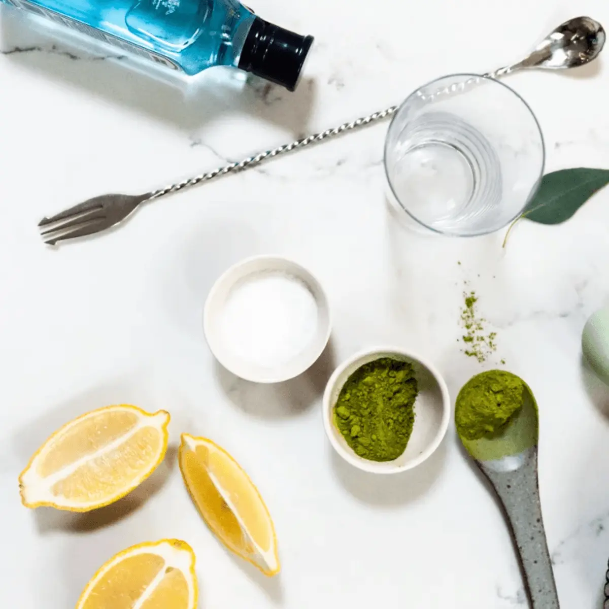 Menyiapkan Matcha untuk Cocktail