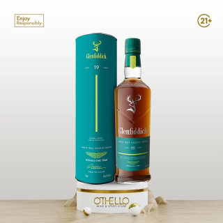 The Glenfiddich 19 x Aston Martin 700ml